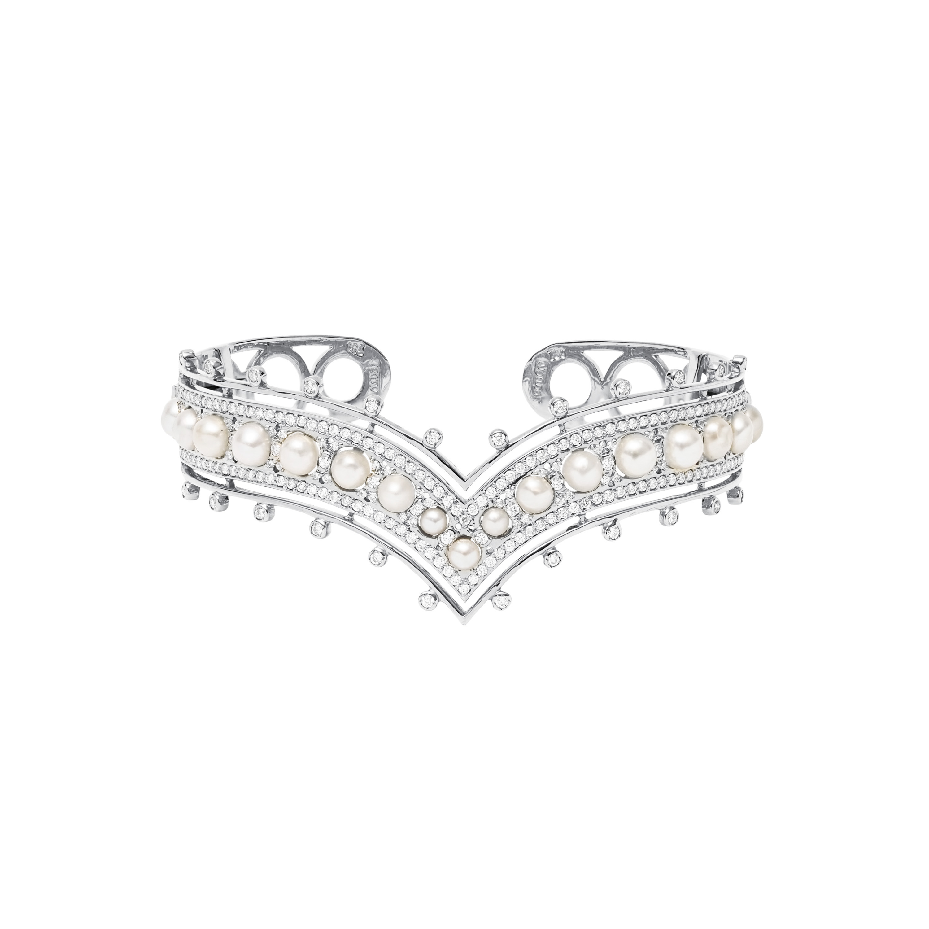 Maha Bangle - White Gold with Natural Pearl