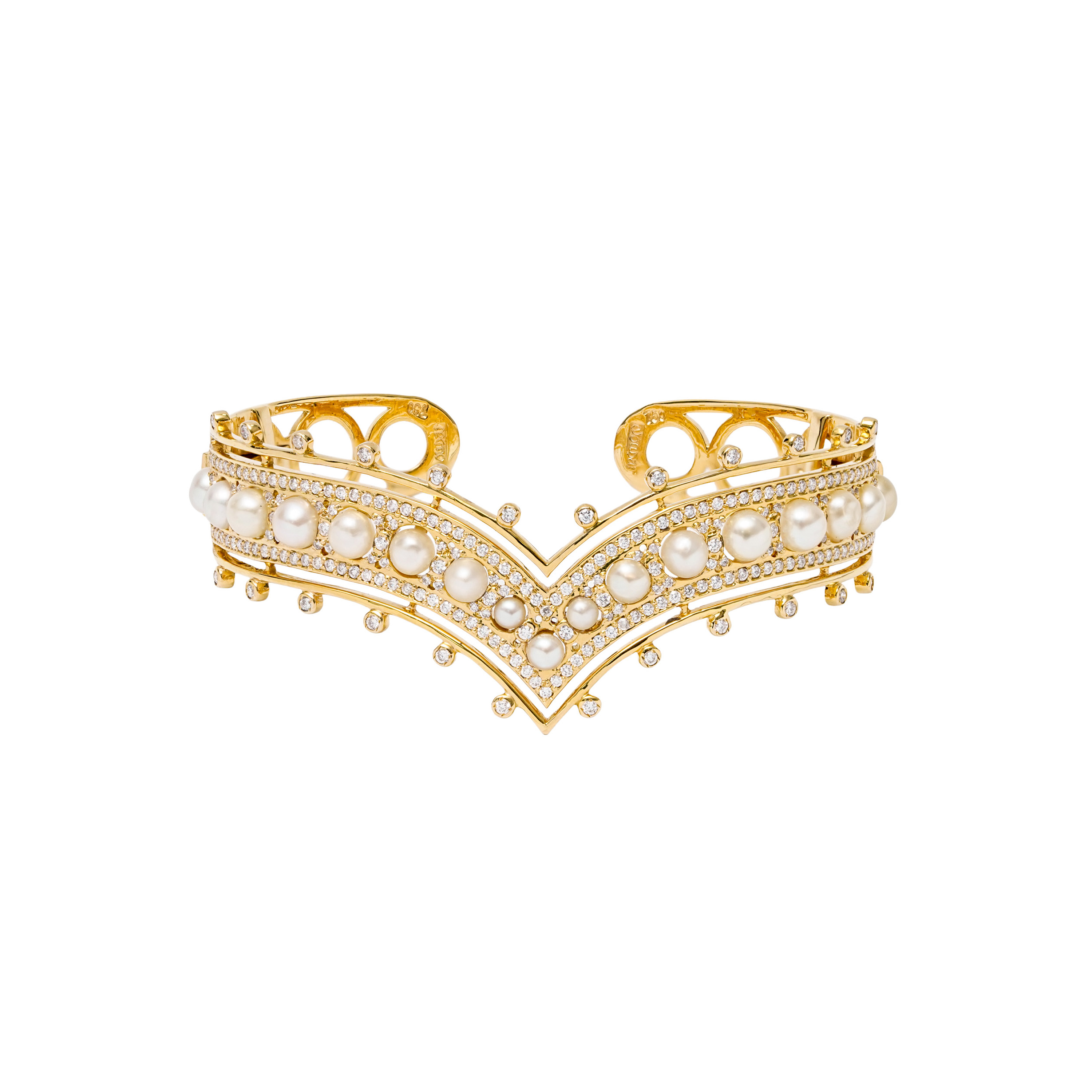Maha Bangle - Yellow Gold with Natural Pearl